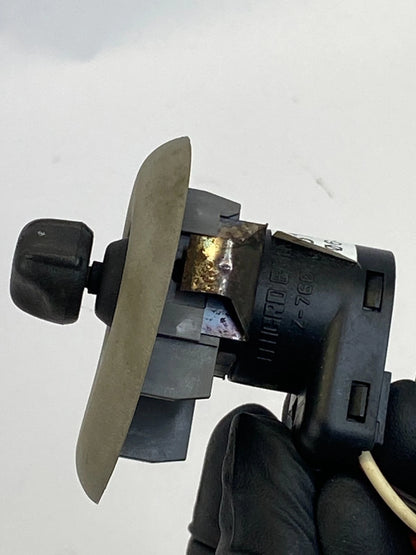 02-09 CHEVROLET TRAILBLAZER DRIVER SIDE POWER MIRROR CONTROL SWITCH OEM 15123254