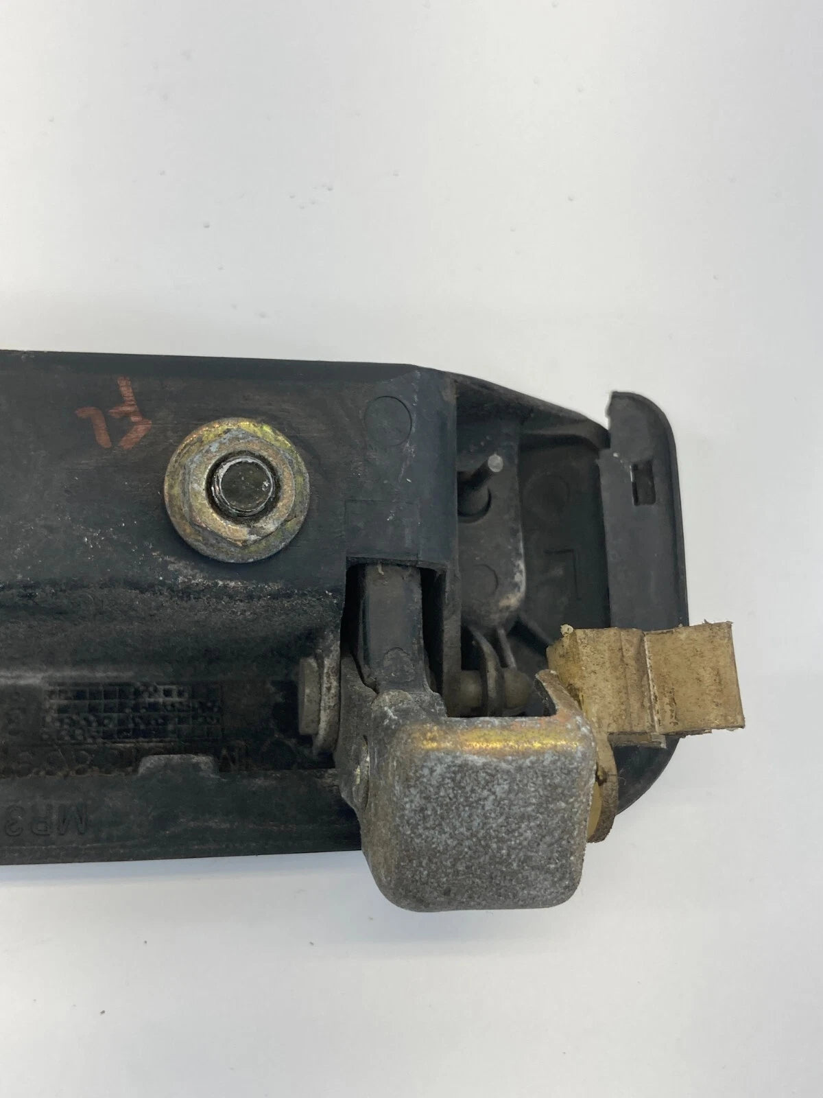 2000-2003 MITSUBISHI MONTERO SPORT FRONT LEFT DRIVER SIDE EXTERIOR DOOR HANDLE