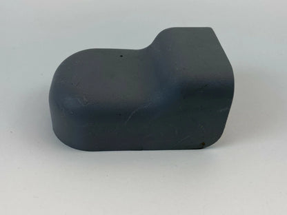 07 08 HYUNDAI ELANTRA SEDAN FRONT SEAT TRACK CAP COVER TRIM PANEL 88567-3K000