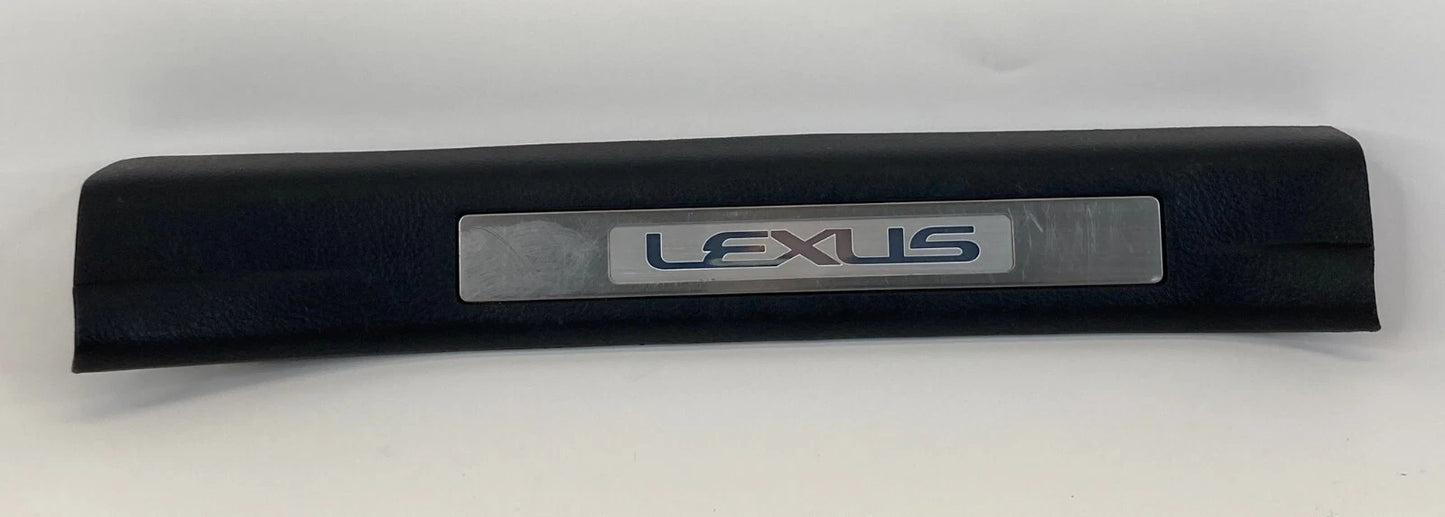 2004-2006 LEXUS RX330 REAR RIGHT SIDE DOOR SILL TRIM PLATE 67930-0E010 OEM