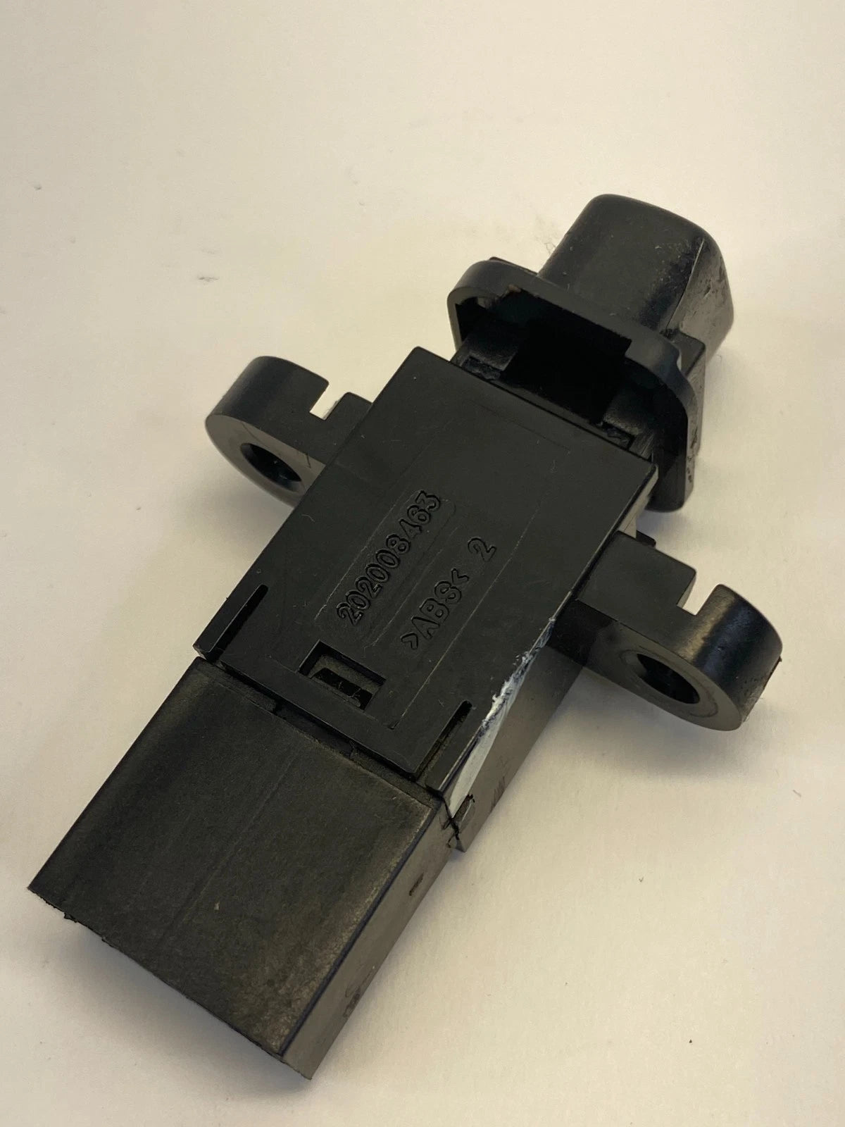 2010 11 12 2013 KIA FORTE DASH TRIP CONTROL BUTTON SWITCH 202008463 OEM