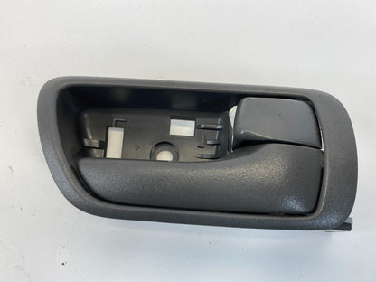 2002-2006 Toyota Camry Front Right Interior Inner Door Handle 69273-AA020