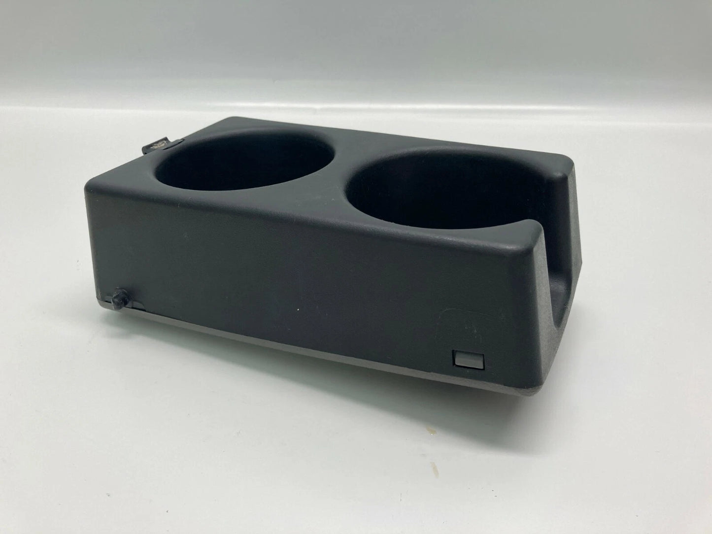 2004-2007 CHEVROLET MALIBU REAR CENTER CONSOLE CUP HOLDER FOLD CUPHOLDER OEM