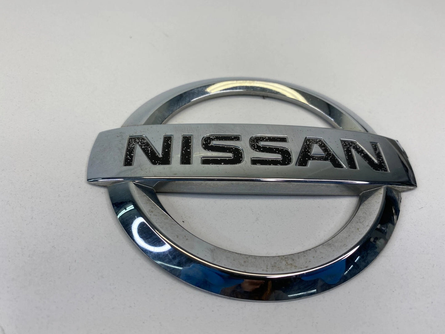 07-12 NISSAN ALTIMA SEDAN REAR TAILGATE EMBLEM BADGE LOGO CHROME 84890-JA000 OEM