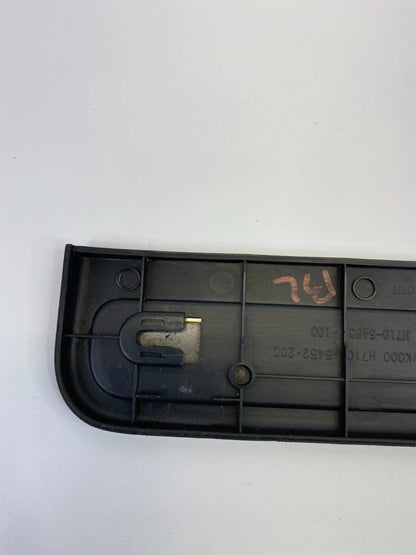 07 08 INFINITI G35 SEDAN REAR LEFT DOOR SILL SCUFF KICK PLATE 769B2-JK000 OEM