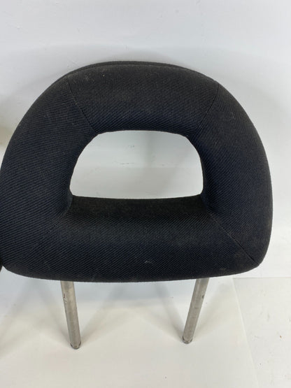 2001-2005 Volkswagen Beetle Rear Left & Right Seat Headrest Head Rest Pair Set