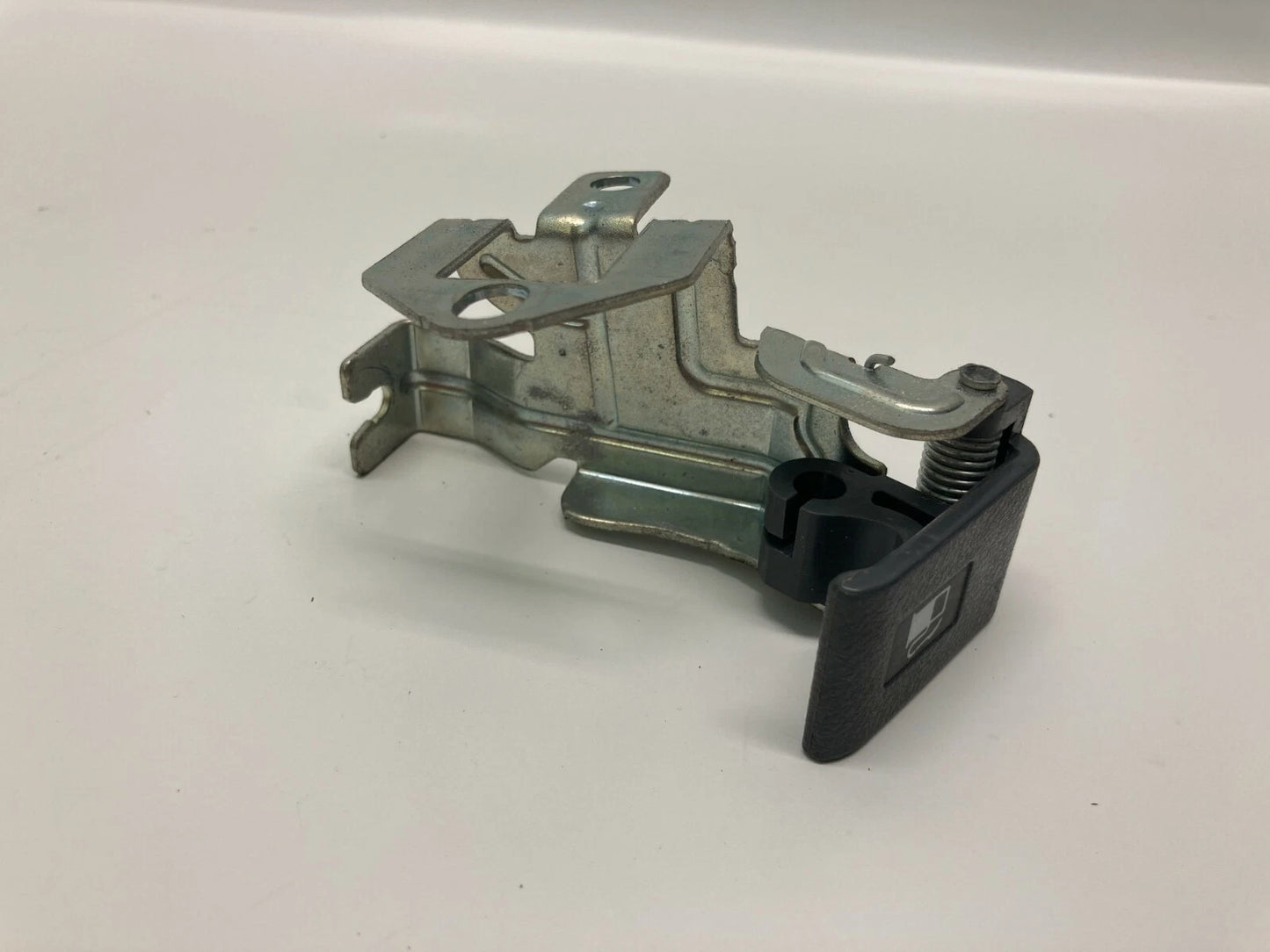 2005-2010 HONDA ODYSSEY FUEL DOOR RELEASE OPENER LEVER HANDLE ASSEMBLY OEM