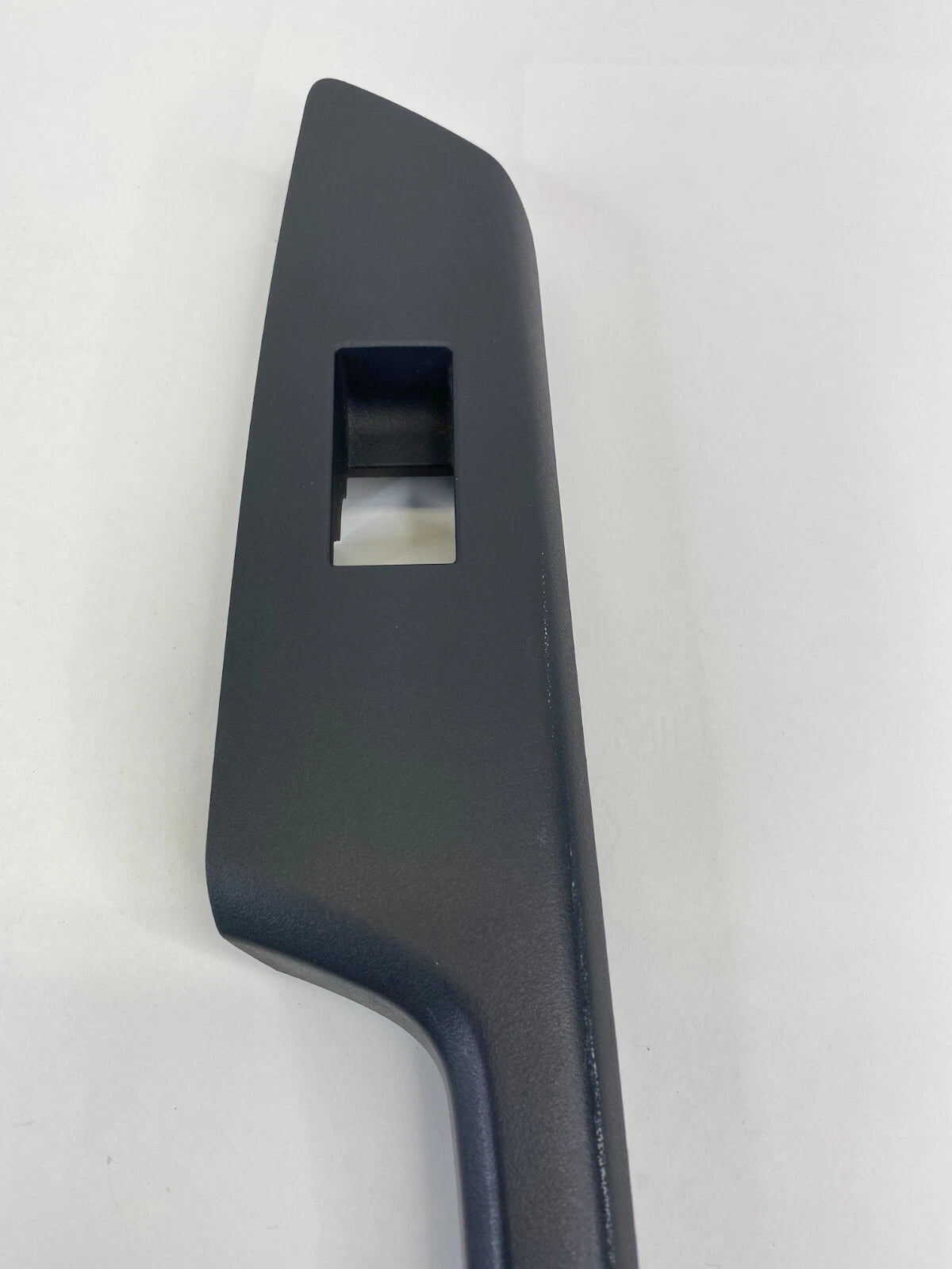 09-13 TOYOTA MATRIX REAR LEFT SIDE WINDOW SWITCH COVER BEZEL TRIM 74272-02210