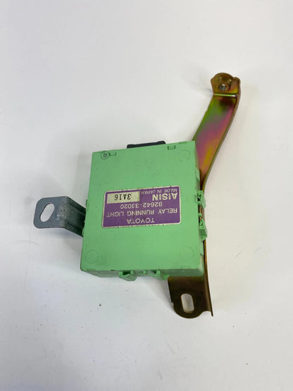 1998-2005 LEXUS GS300 RUNNING LIGHT RELAY CONTROL MODULE 82642-33020 OEM