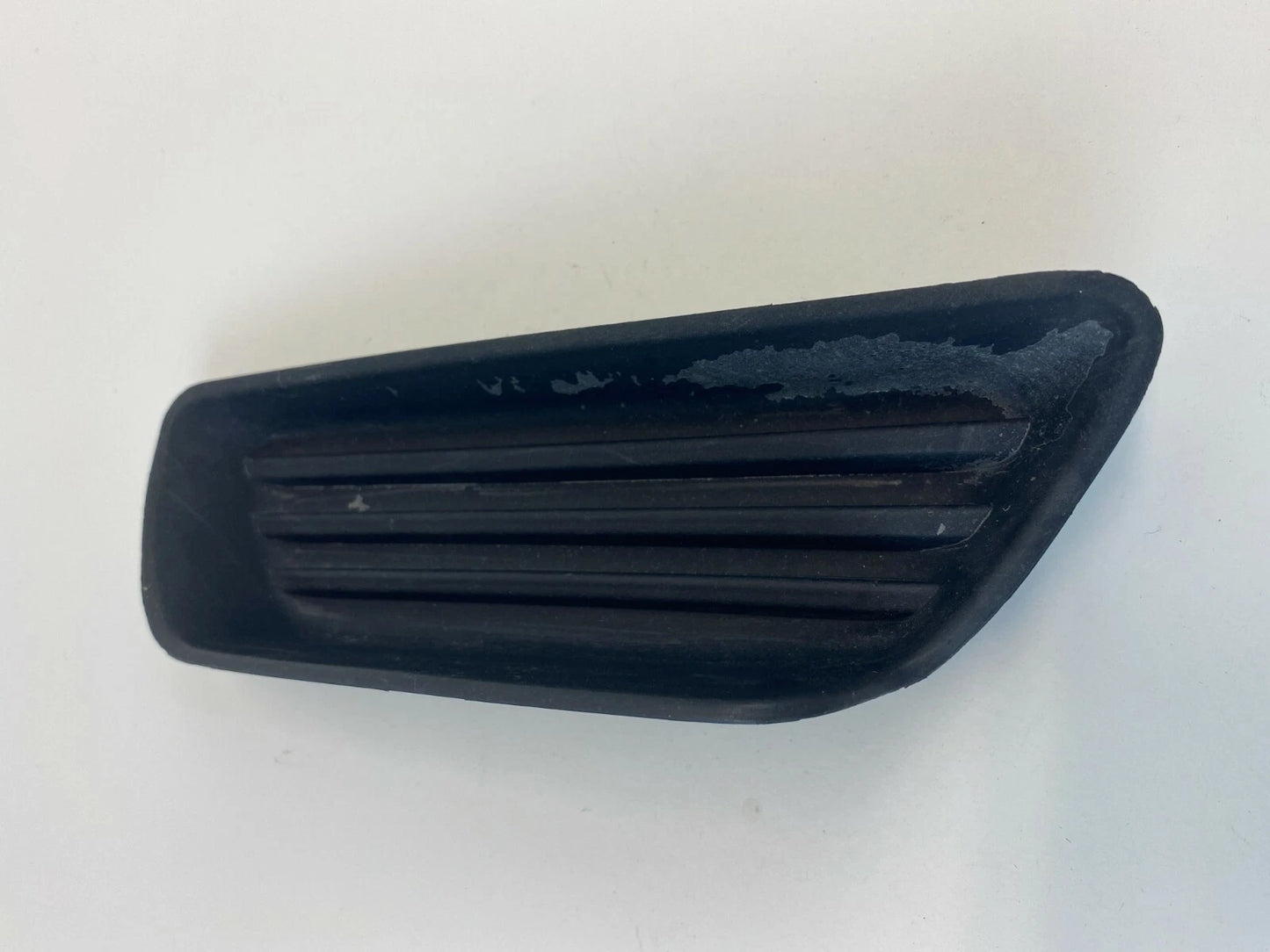2007 2008 2009 TOYOTA CAMRY FRONT LEFT DRIVER SIDE FOG LIGHT BUMPER COVER TRIM