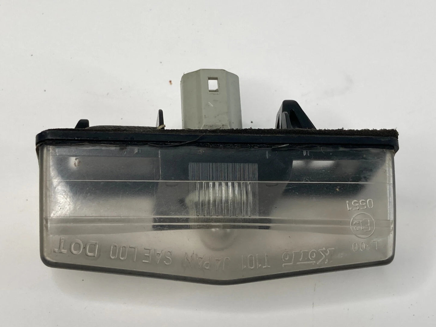 2004-2015 TOYOTA PRIUS 2009-2013 MATRIX REAR TRUNK LICENSE PLATE LIGHT LAMP OEM
