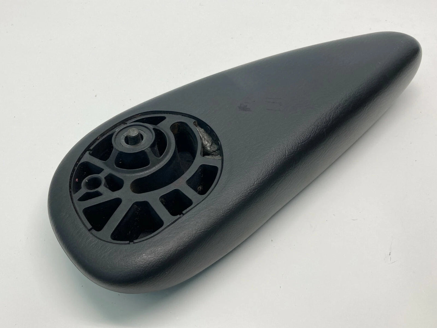 2004-2005 CHRYSLER PACIFICA FRONT LEFT DRIVER SIDE SEAT ARMREST ARM REST OEM