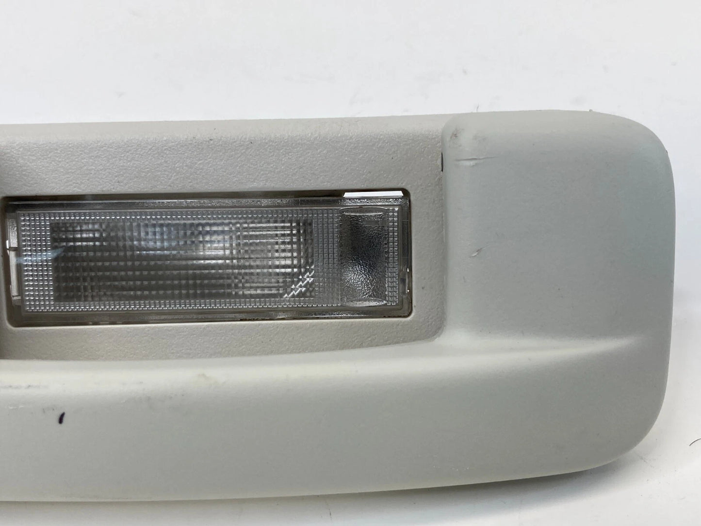 2008-2012 Jeep Liberty Roof Inner Rear Right Back Interior Grab Handle W/ Light