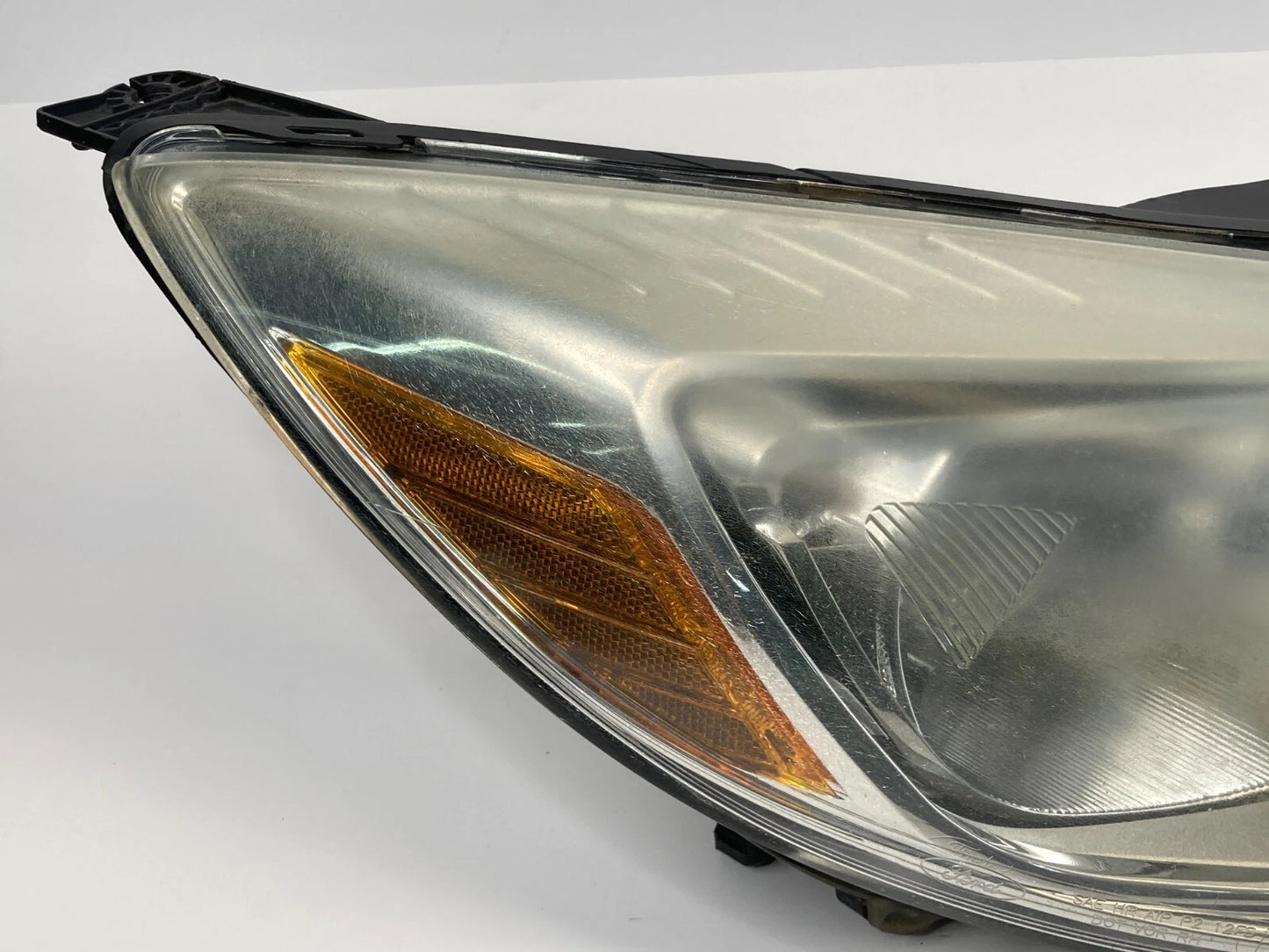 2012 2013 2014 FORD FOCUS FRONT RIGHT PASSENGER HEADLIGHT HEADLAMP 44ZH-2058 OEM