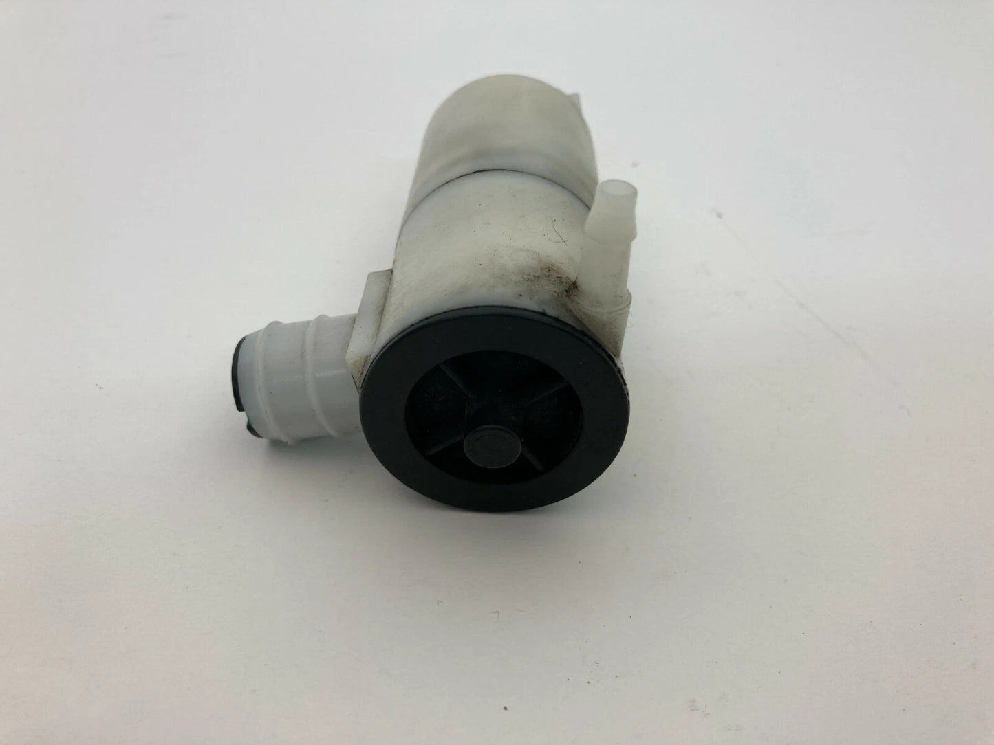 00-05 DODGE DAKOTA 01-03 DURANGO WINDSHIELD WIPER WASHER PUMP OEM
