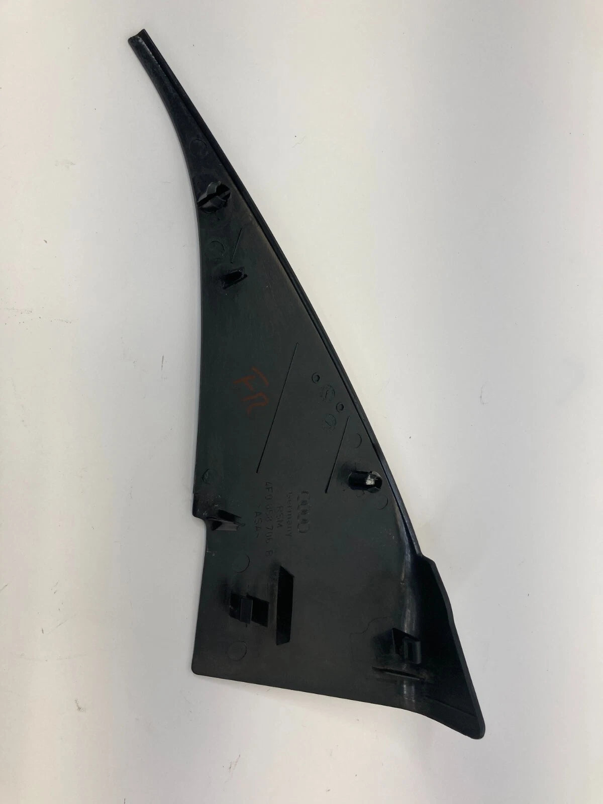 2006-2011 AUDI A6 FRONT RIGHT INTERIOR DOOR CORNER COVER TRIM 4F0-858-706-B