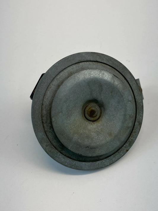 1999-2005 VOLKSWAGEN JETTA ANTI-THEFT ALARM HORN SIREN W BRACKET E67524 OEM