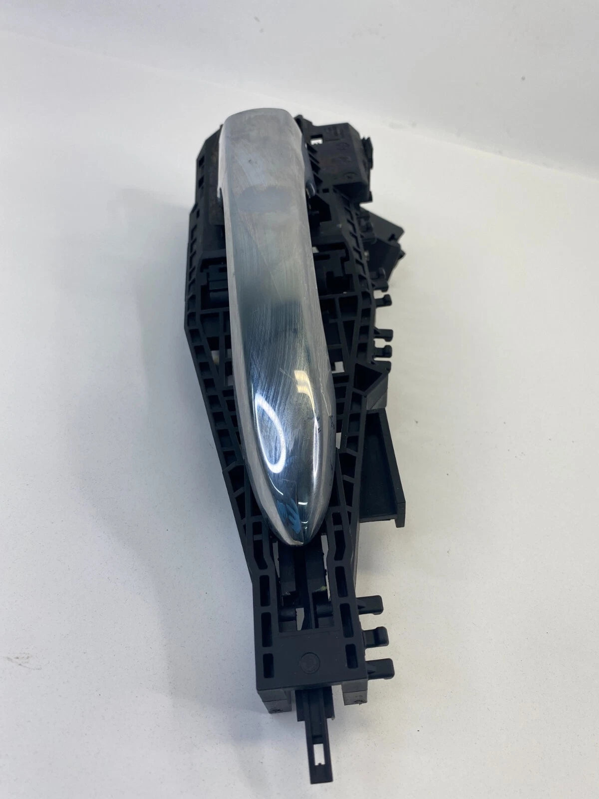 13 14 15 16 DODGE DART REAR LEFT BACK SIDE EXTERIOR DOOR HANDLE 68082687 OEM