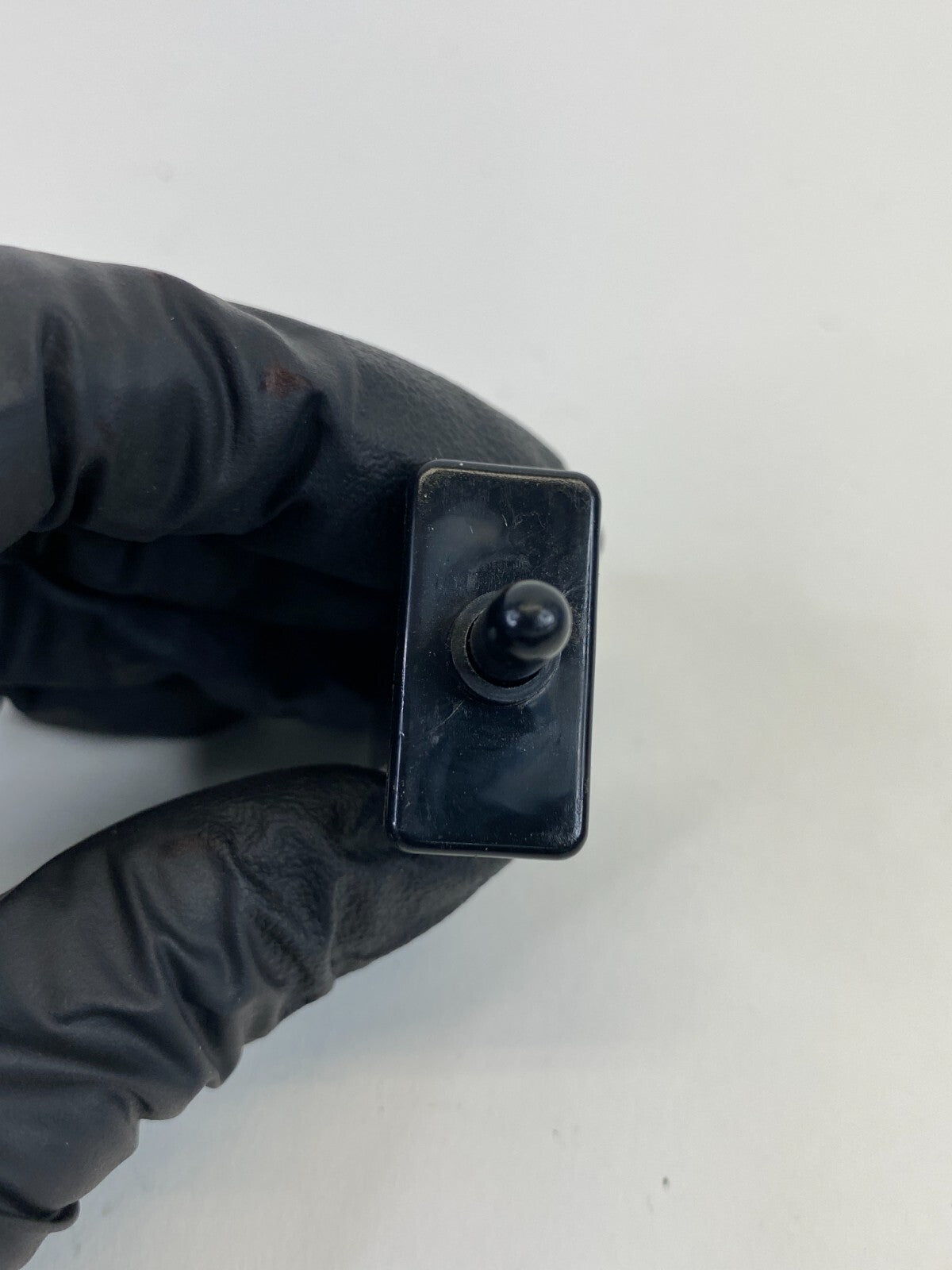 1998-2005 Lexus GS300 1998-2000 GS400 Glove Box Interior Light Lamp Switch OEM