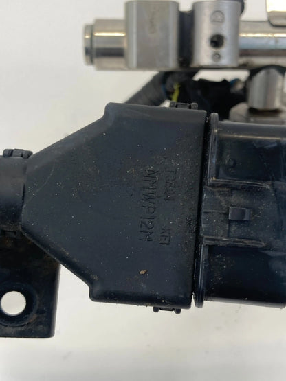 2012-2017 HYUNDAI ACCENT 1.6L FUEL INJECTION RAIL & INJECTOR ASSEMBLY 9162040003