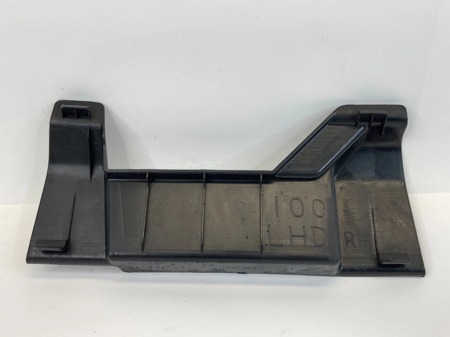 2007-2013 MITSUBISHI OUTLANDER FRONT RIGHT SIDE B PILLAR LOWERTRIM COVER OEM