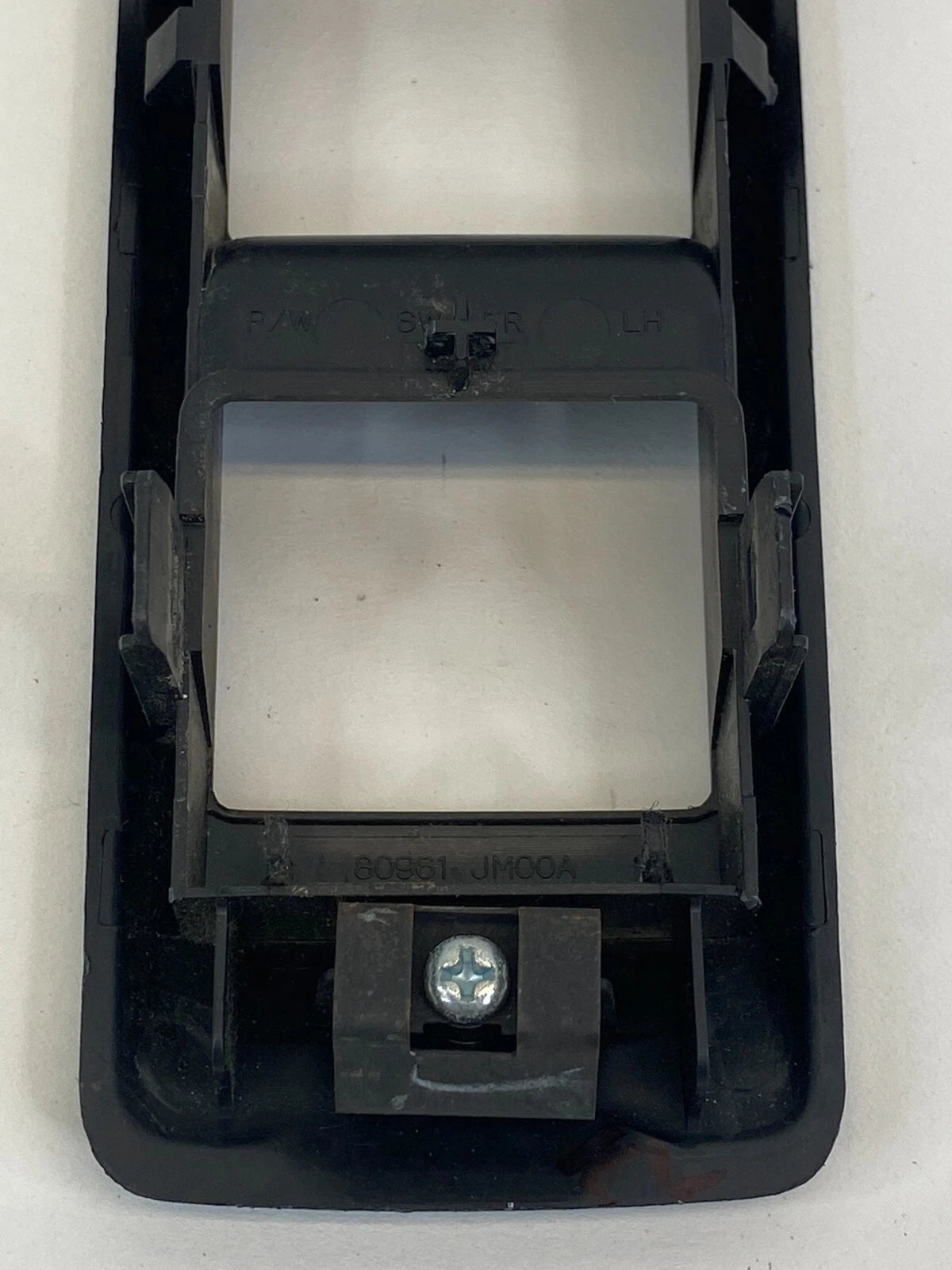 2008-2013 NISSAN ROGUE FRONT LEFT WINDOW SWITCH TRIM BEZEL COVER OEM 80961-JM00A