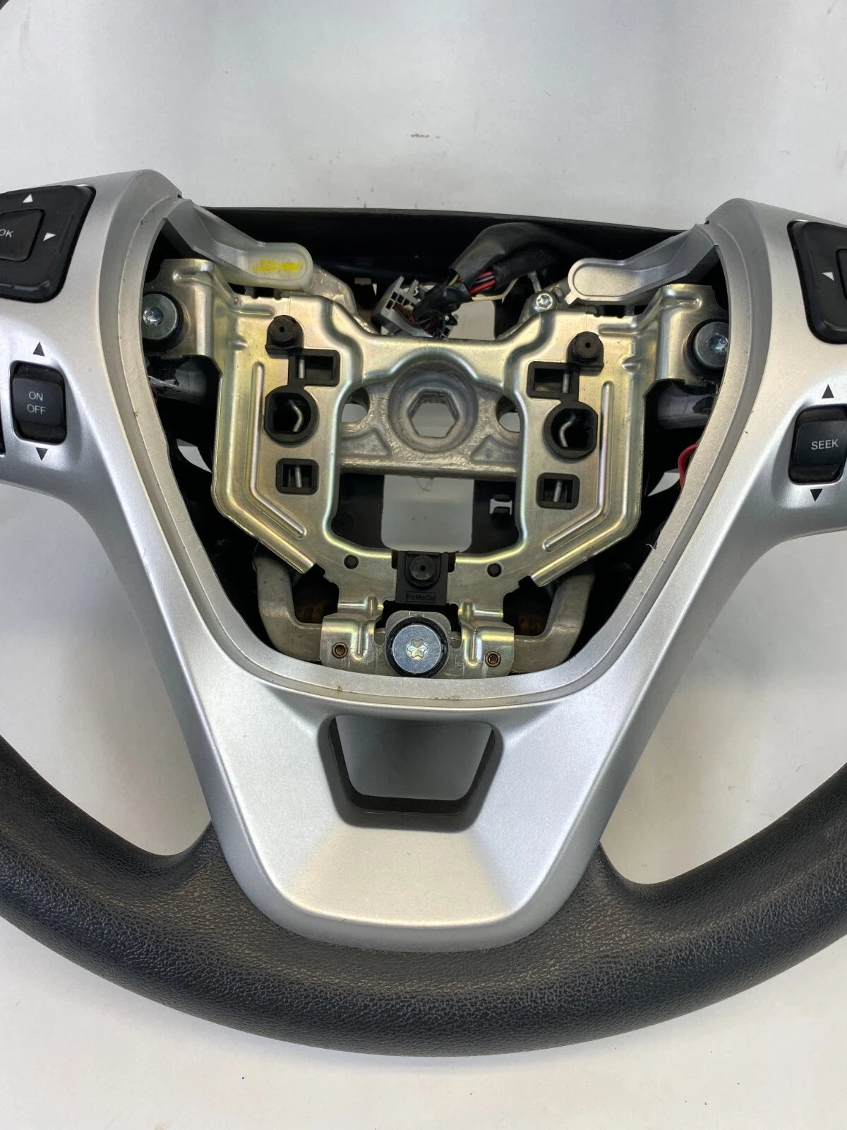 2013 2014 2015 FORD EXPLORER STEERING WHEEL W/ CRUISE RADIO AUDIO CONTROLS OEM