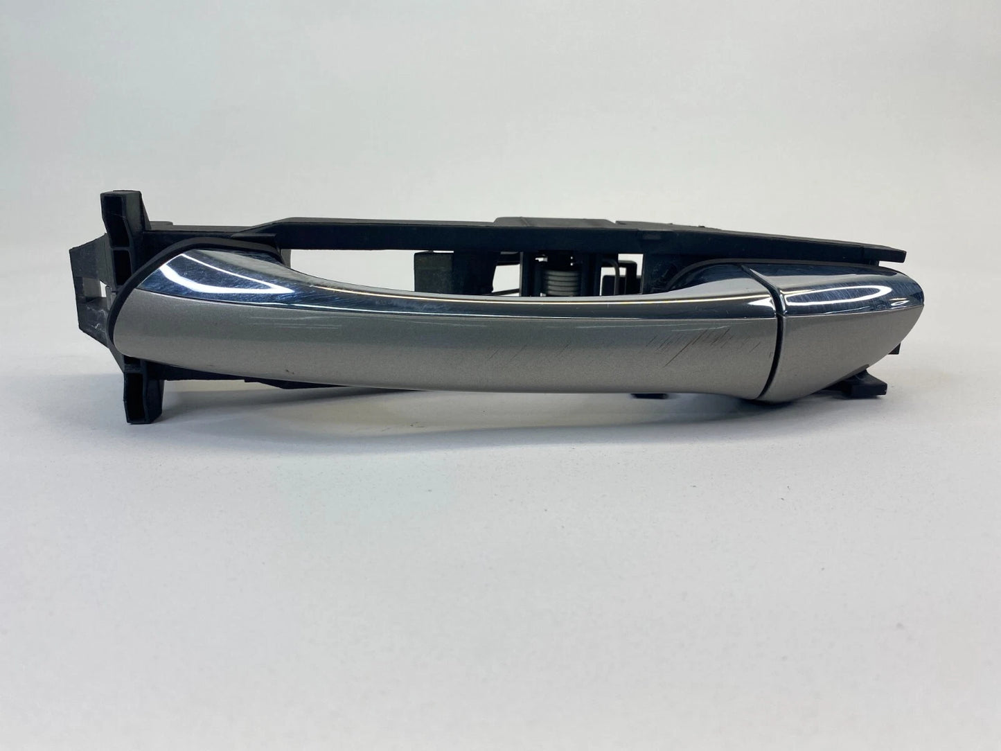 2003-2009 MERCEDES-BENZ E320 SEDAN REAR LEFT SIDE EXTERIOR OUTER DOOR HANDLE OEM
