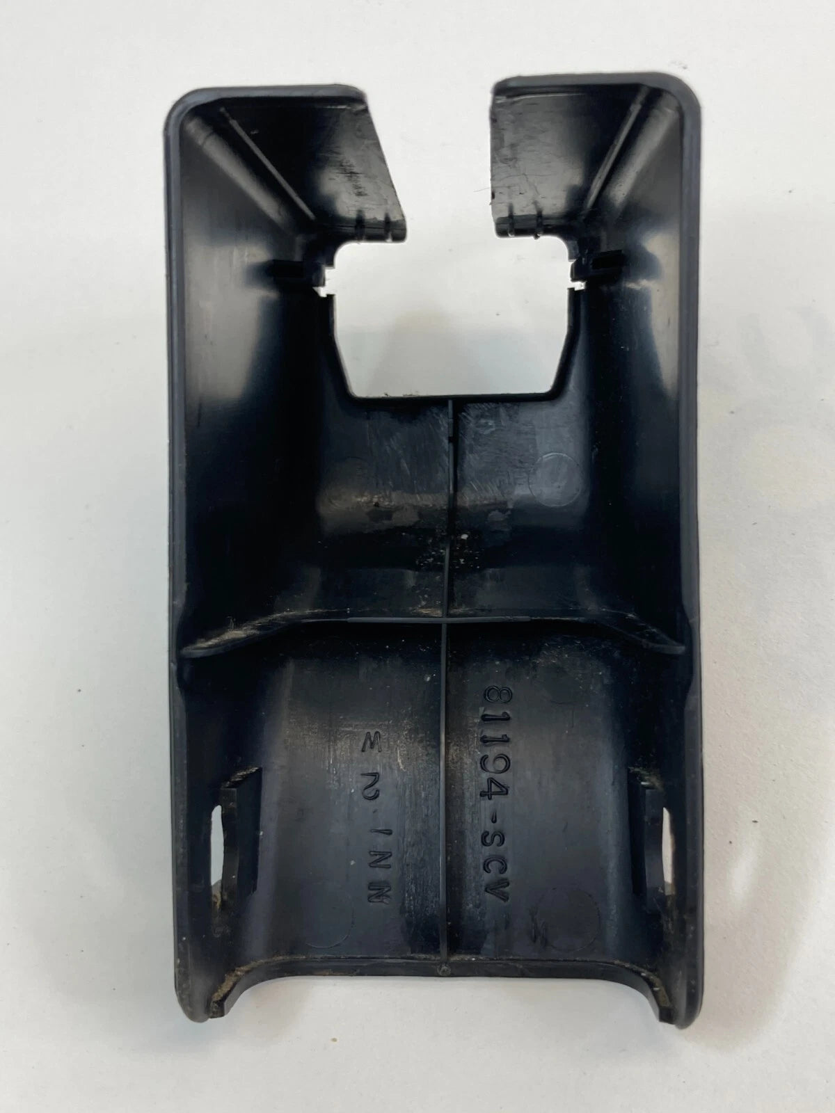 03-06 HONDA ELEMENT FRONT RIGHT SEAT RAIL TRACK INNER BOLT TRIM COVER 81194-SCV