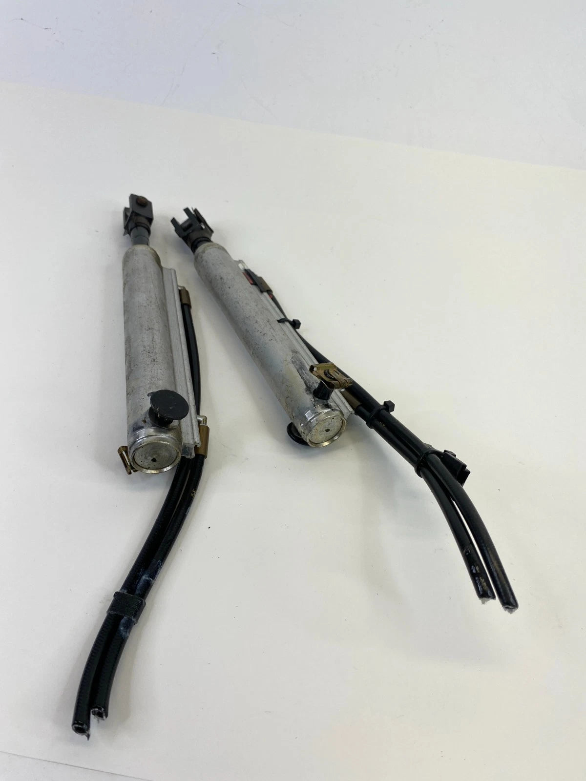 04-11 Saab 9-3 Convertible Roof Top Left Right Main Hydraulic Cylinder 9029716