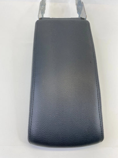 2009-2017 VOLKSWAGEN CC CENTER CONSOLE ARMREST ARM REST COVER LID 3C0-864-207P