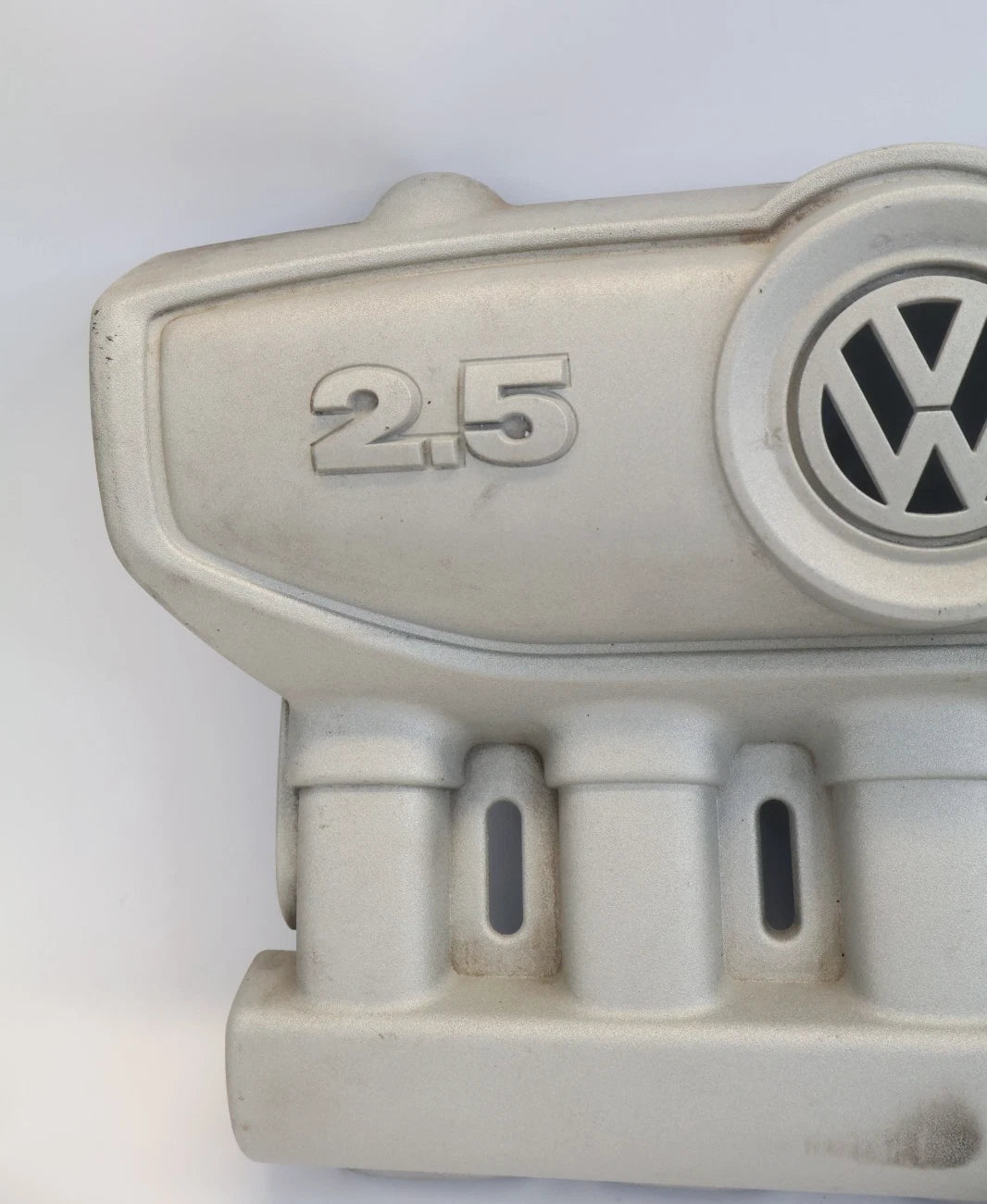 2006-2010 VW VOLKSWAGEN BEETLE 2.5L UPPER ENGINE MOTOR COVER TRIM OEM 07K103925
