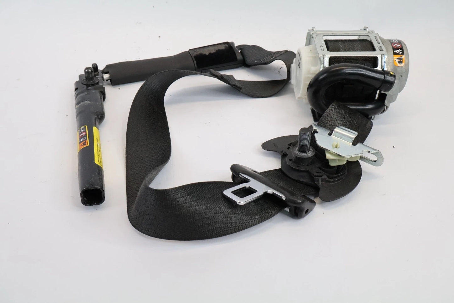 2016-2019 CHEVY CRUZE FRONT LH DRIVER SEAT BELT RETRACTOR ASSEMBLY OEM 42583483