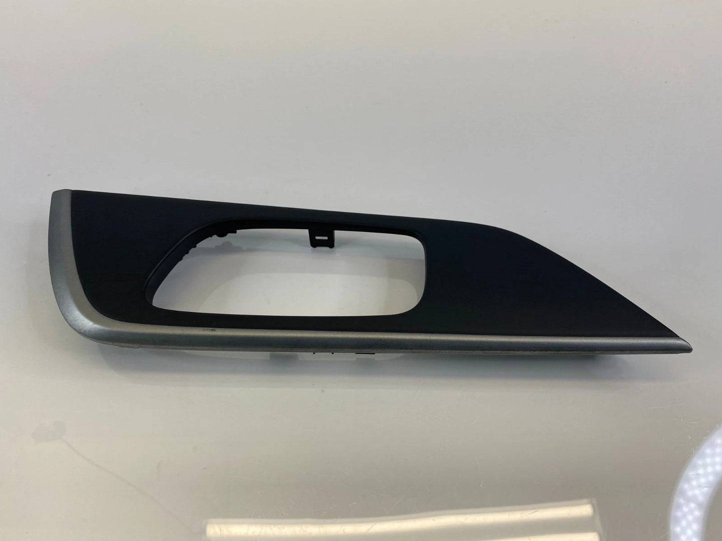 13-18 NISSAN ALTIMA SEDAN REAR LEFT SIDE DOOR INNER HANDLE BEZEL TRIM 82965-3T