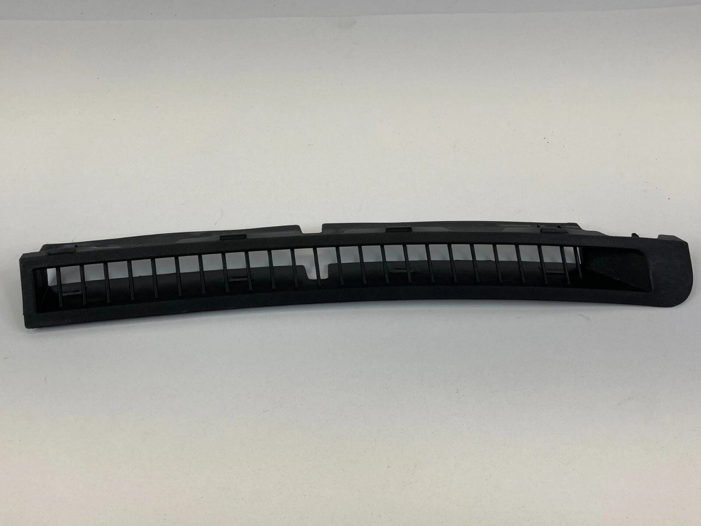 2007-2013 NISSAN ALTIMA DASH WINDSHIELD DEFROSTER RIGHT NOZZLE GRILLE TRIM OEM