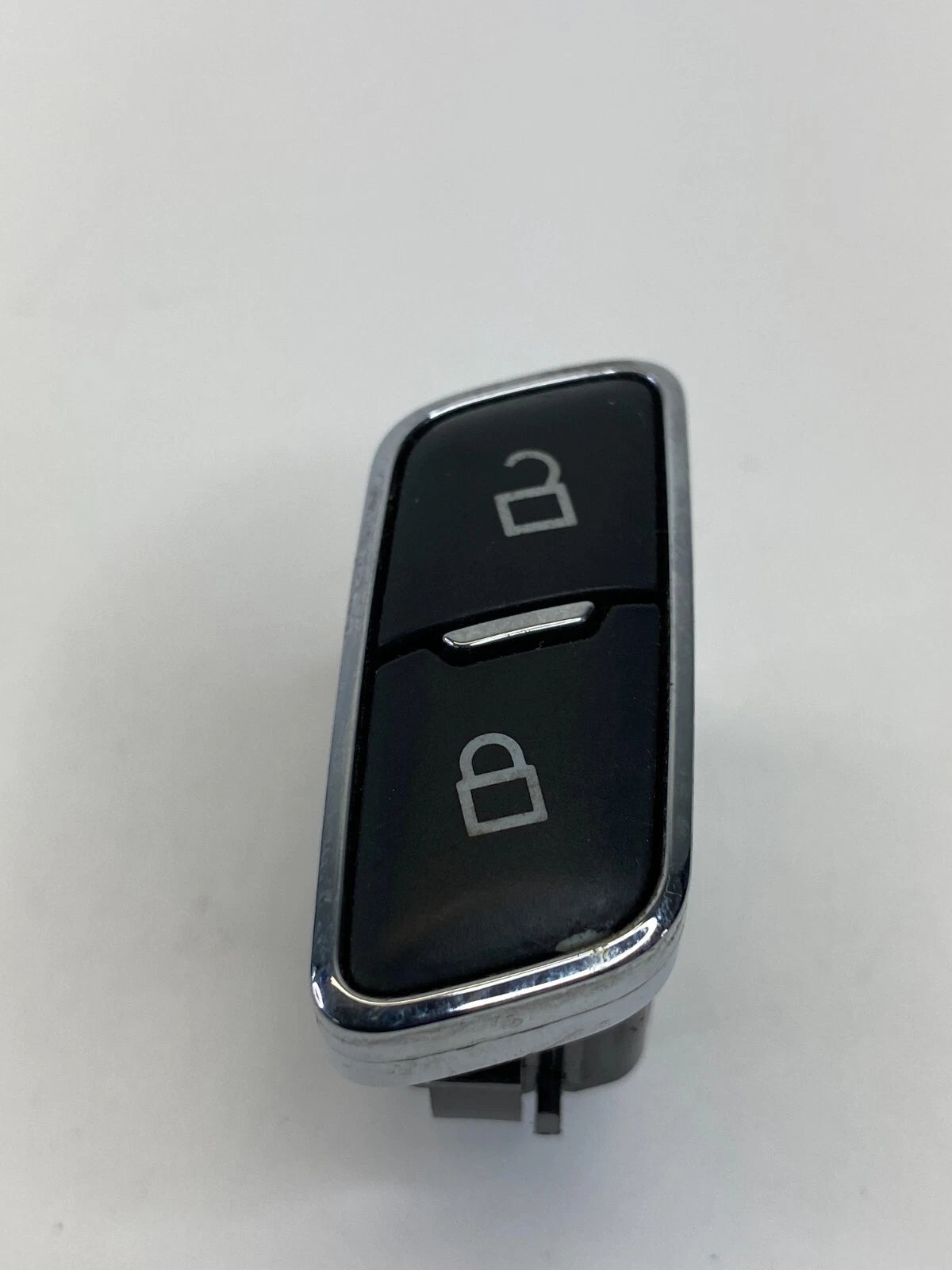 2013-2016 FORD ESCAPE FRONT LEFT DOOR LOCK CONTROL SWITCH BUTTON BB5T-14017-DCW