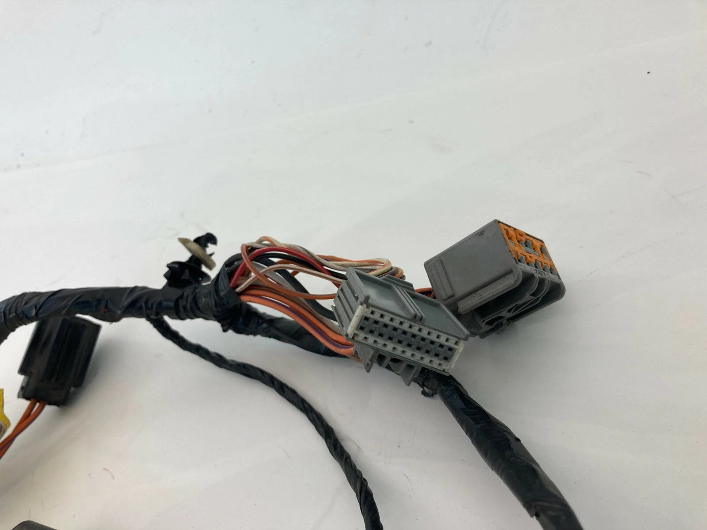 2015 DODGE GRAND CARAVAN REAR RIGHT SLIDING DOOR WIRING HARNESS 68068070AC