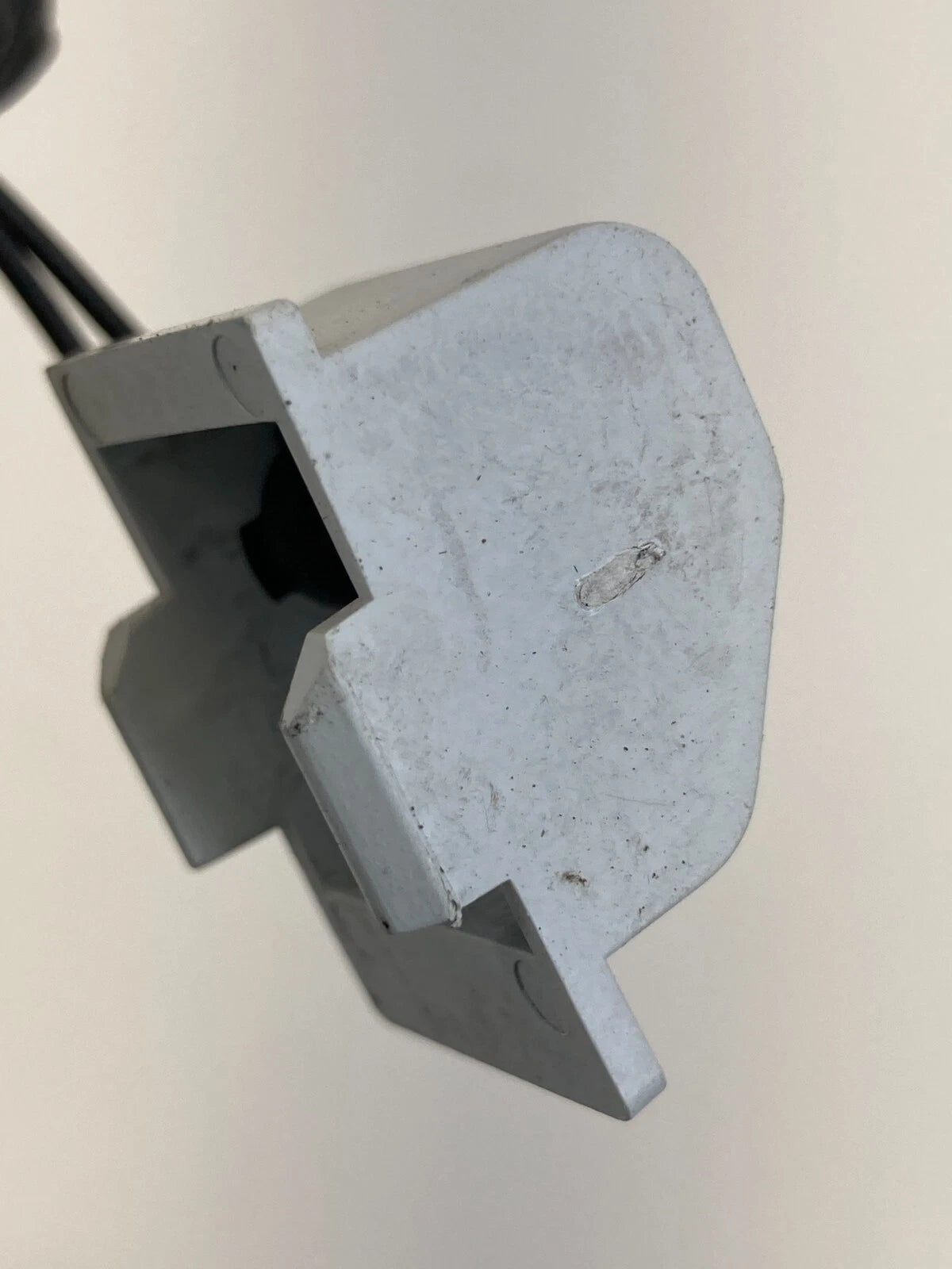 2001-2004 NISSAN PATHFINDER FRONT CENTER CONSOLE ASHTRAY ASH TRAY LIGHT LAMP