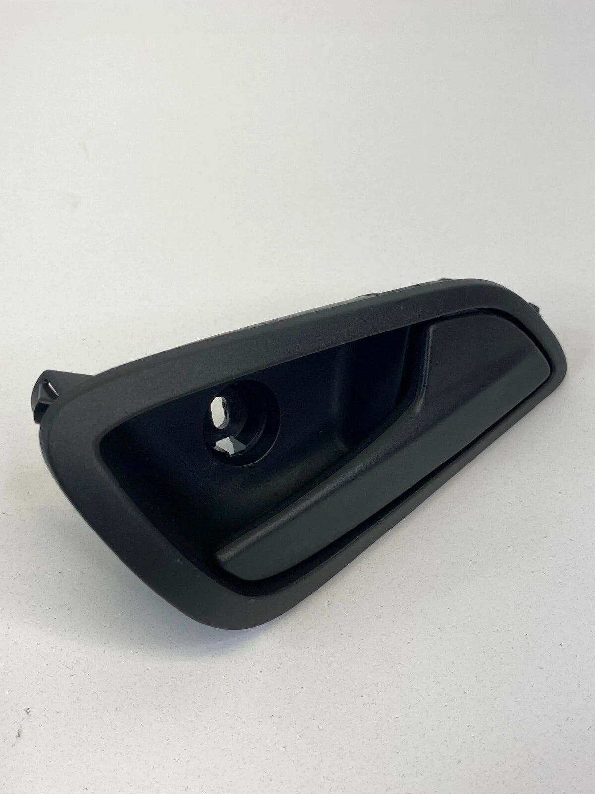2012-2018 FORD FOCUS REAR RIGHT SIDE DOOR INTERIOR DOOR HANDLE BM51A22600 OEM