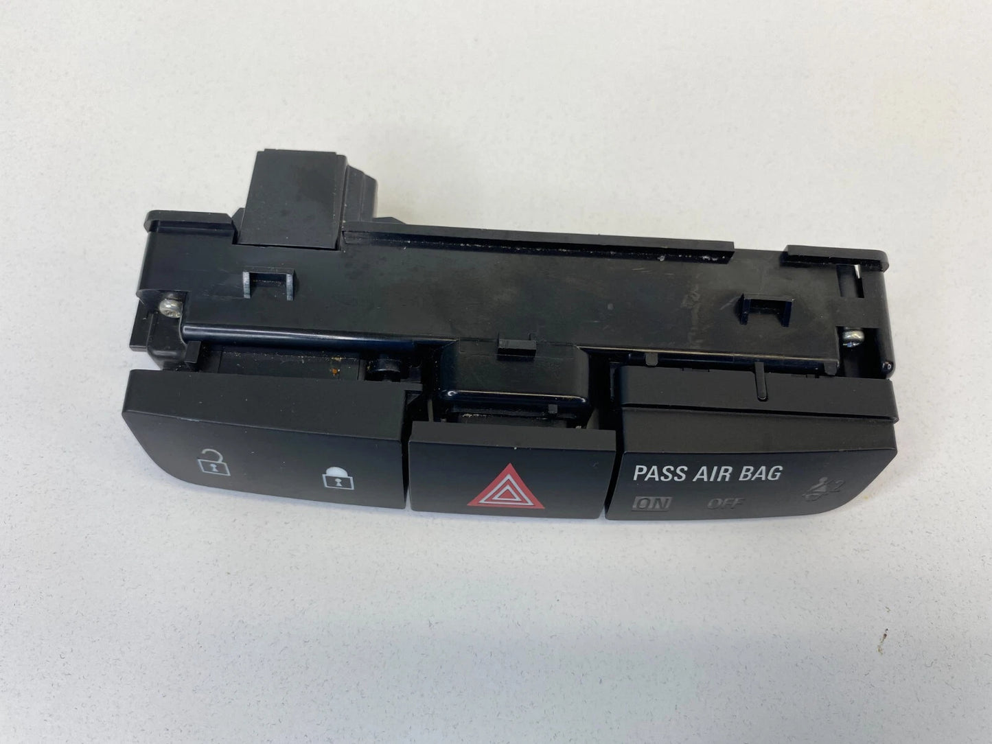 2011-2013 BUICK REGAL DOOR LOCK AND HAZARD BUTTON SWITCH 13328551 OEM