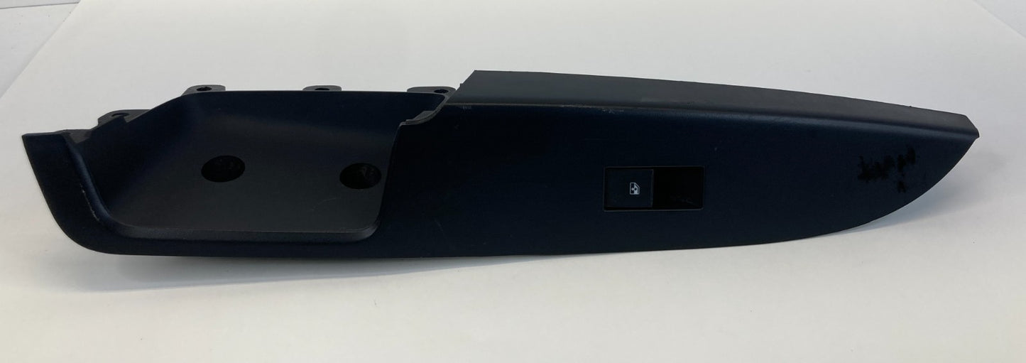 2012-2015 Chevy Captiva Sport Rear Right Door Window Switch w/ Trim 201004048