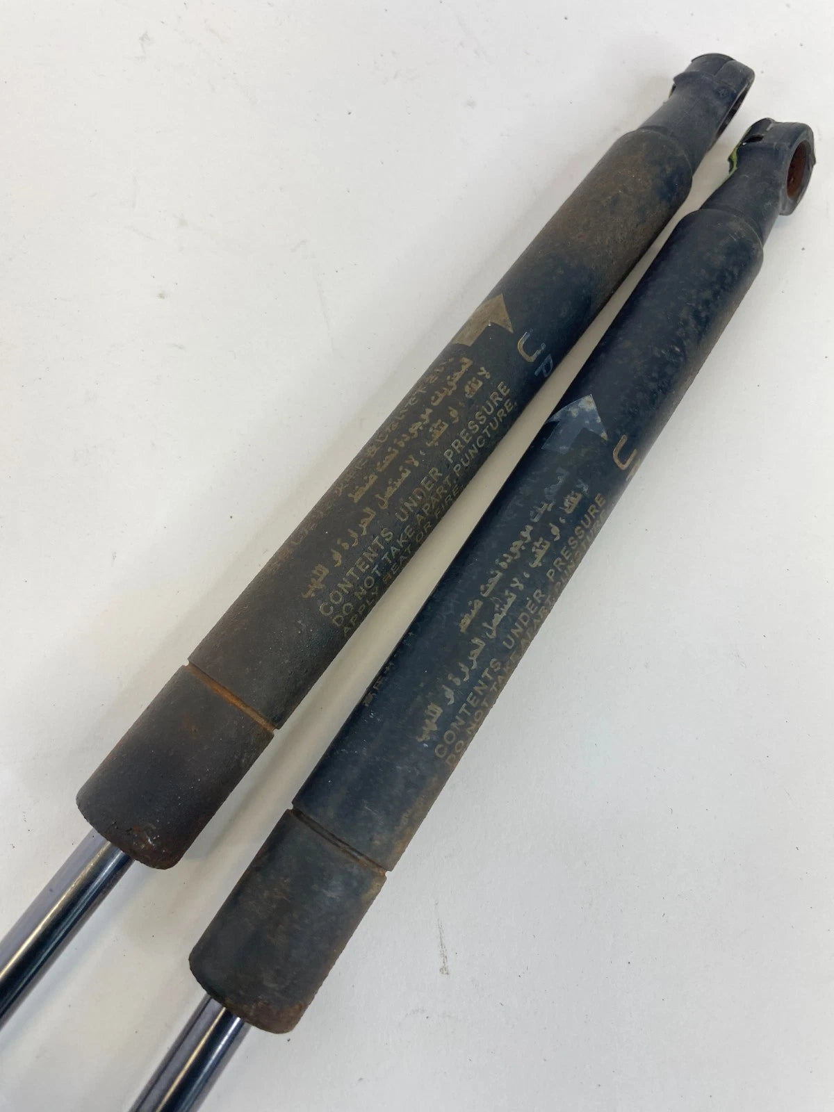 2007 2008 INFINITI G35 SEDAN REAR TRUNK LID LIFT SHOCK STRUT SUPPORT PAIR OEM