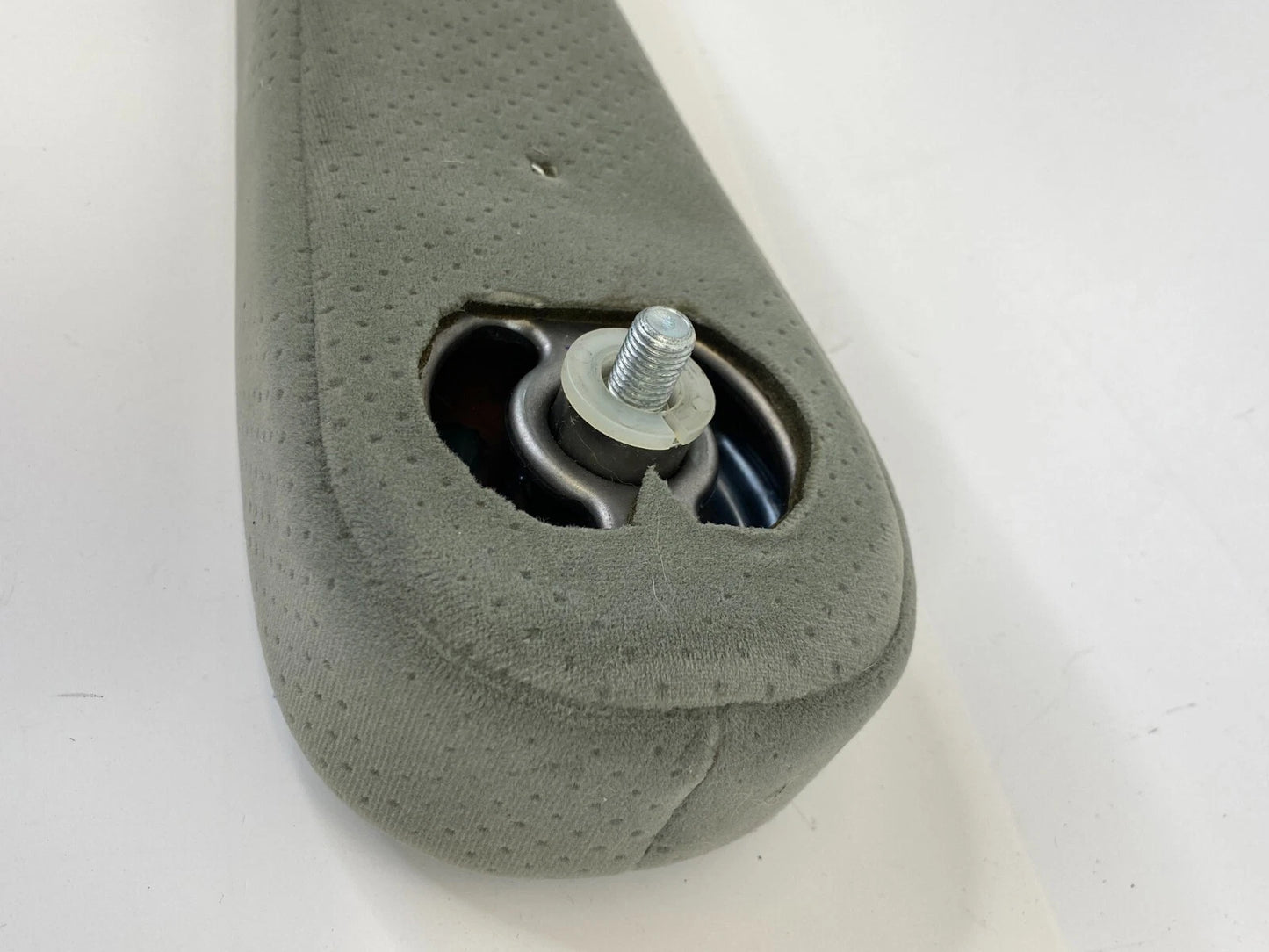 2005-2007 HONDA ODYSSEY FRONT RIGHT PASSENGER SIDE SEAT ARMREST ARM REST OEM
