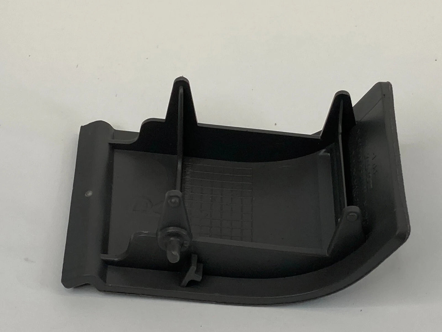 06-11 HONDA CIVIC COUPE REAR RIGHT CHILD SEAT ANCHOR TRIM COVER 84502SVAA010M1