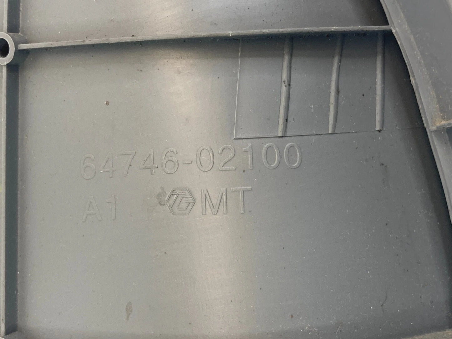 09-13 TOYOTA MATRIX REAR LEFT TRUNK WALL ACCESS DOOR TRIM COVER PANEL 6474602100