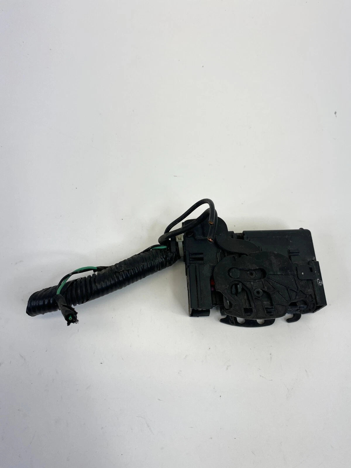 2007-2010 NISSAN ALTIMA 2.5L AT ABS ANTI LOCK BRAKE PUMP PLUG CONNECTOR OEM