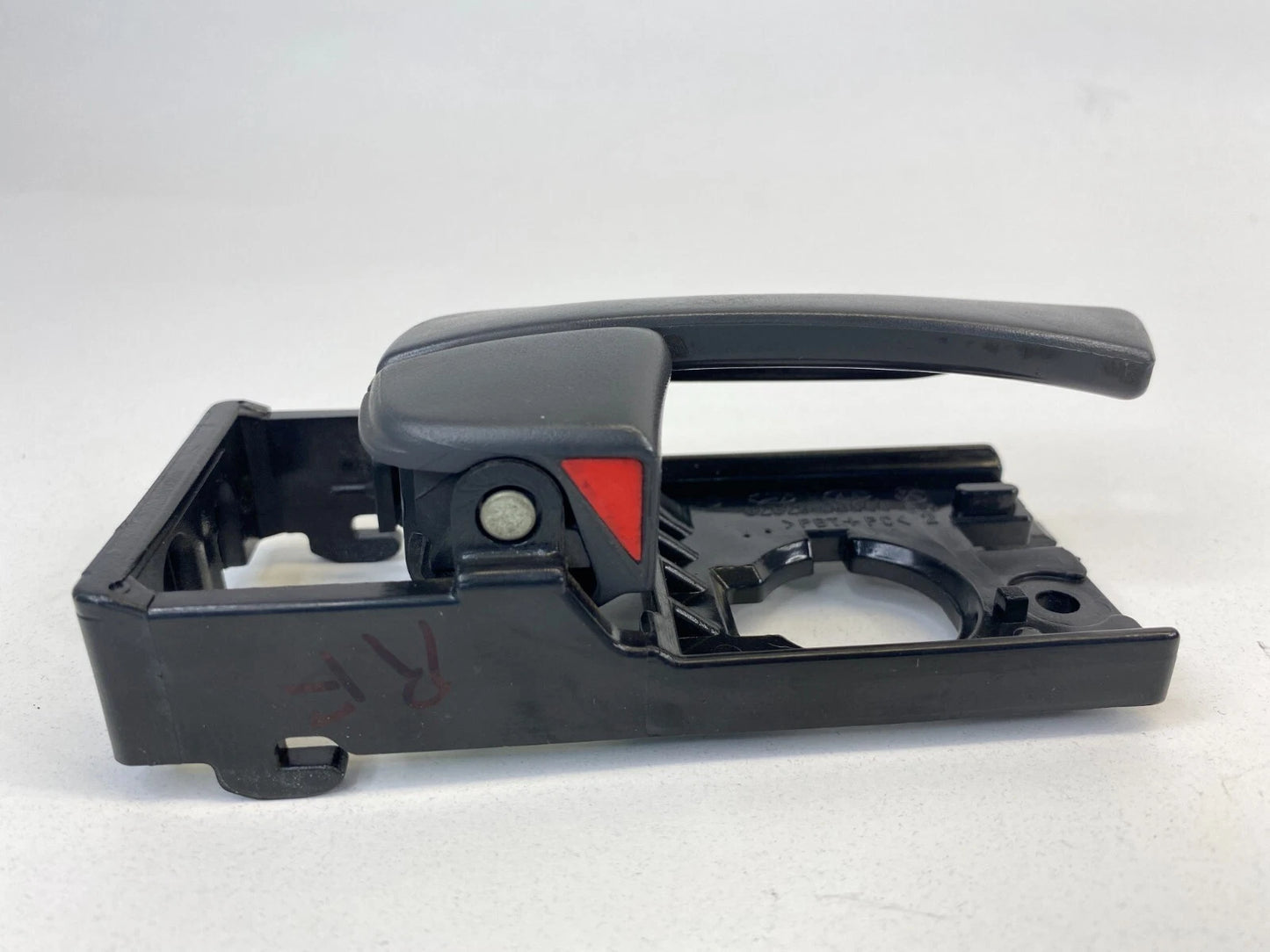 2006-2011 KIA RIO RIO5 FR RH INSIDE DOOR HANDLE LEVER BEZEL UNIT OEM 82623-JB000