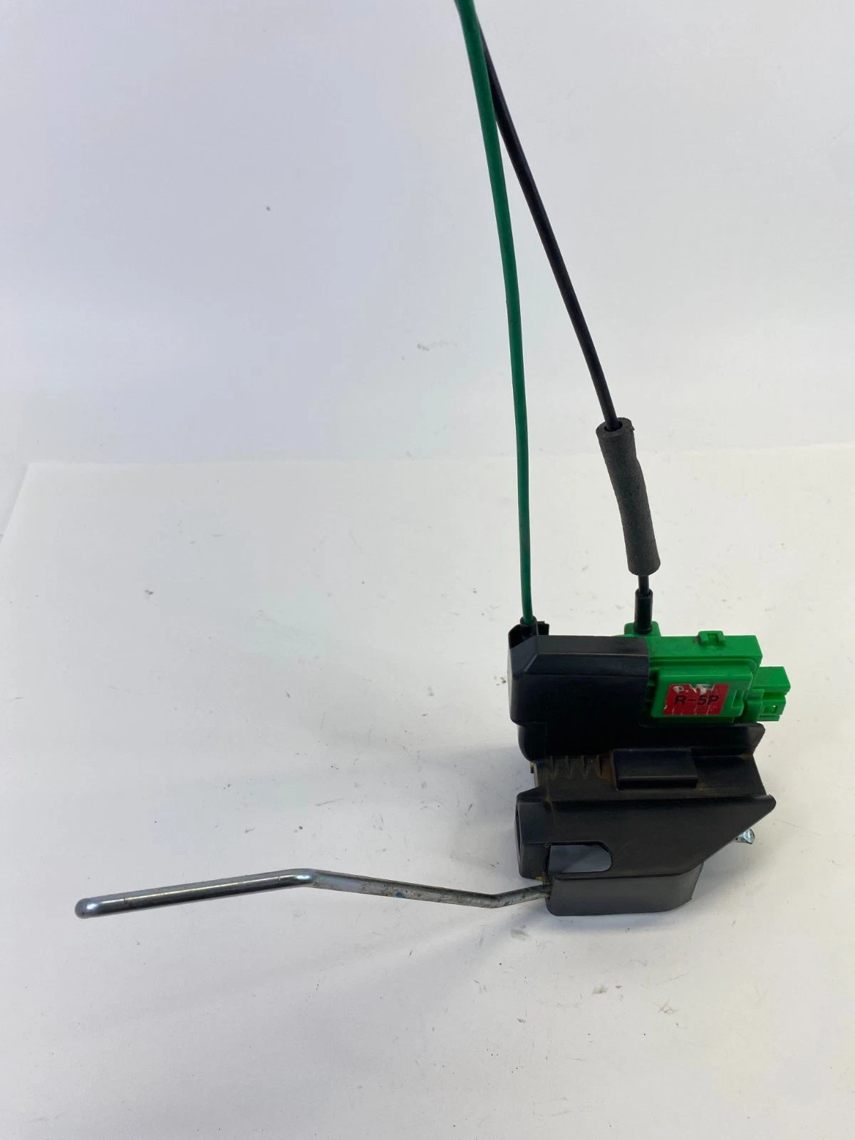 2012-2017 HYUNDAI ACCENT FRONT RIGHT PASSENGER SIDE DOOR LOCK LATCH ACTUATOR