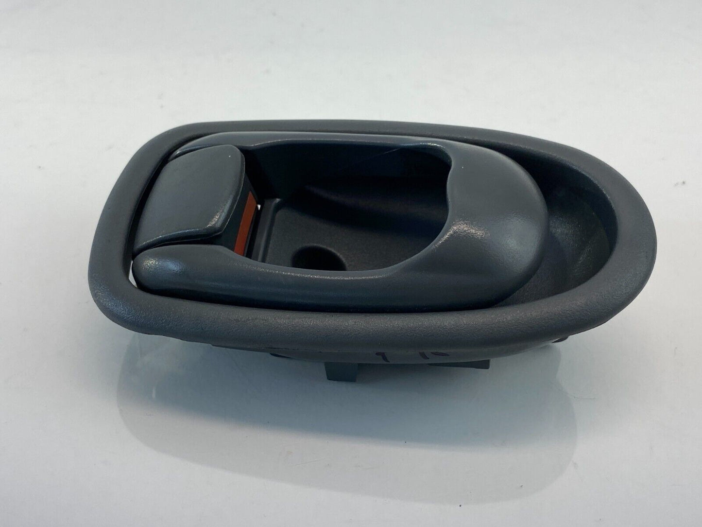 2002 2003 2004 Kia Spectra Front Right Pass Interior Door Handle K2N1-58759-330