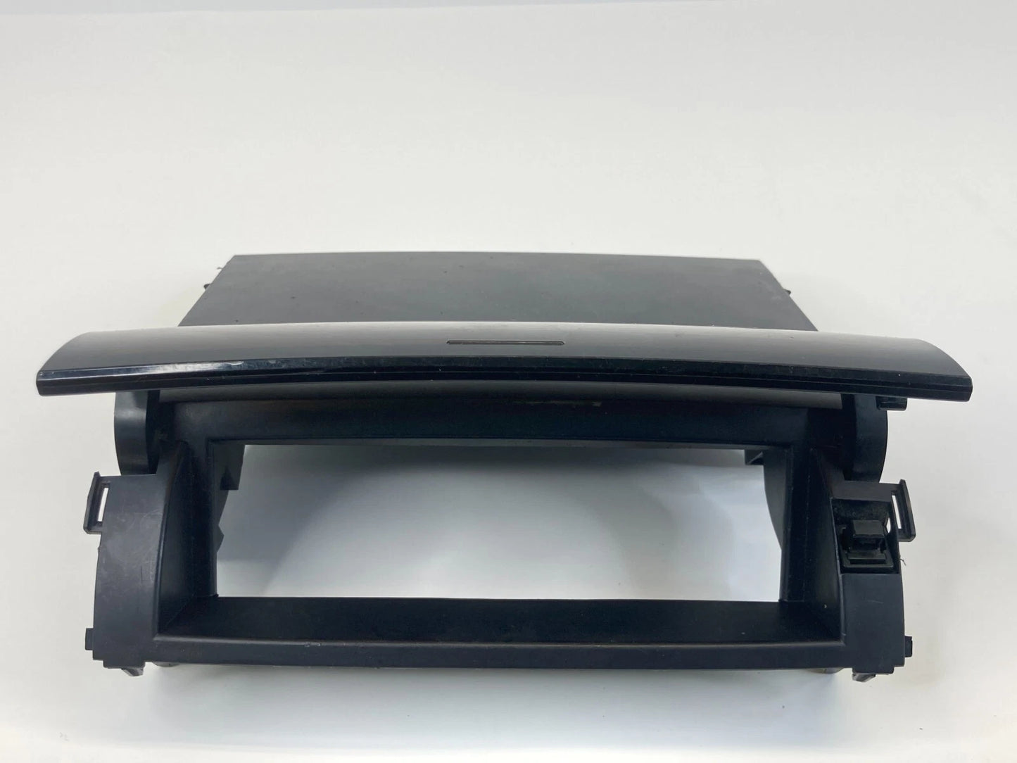 04-09 TOYOTA PRIUS FRONT CENTER DASH UPPER COMPARTMENT COVER 55420-47010 OEM